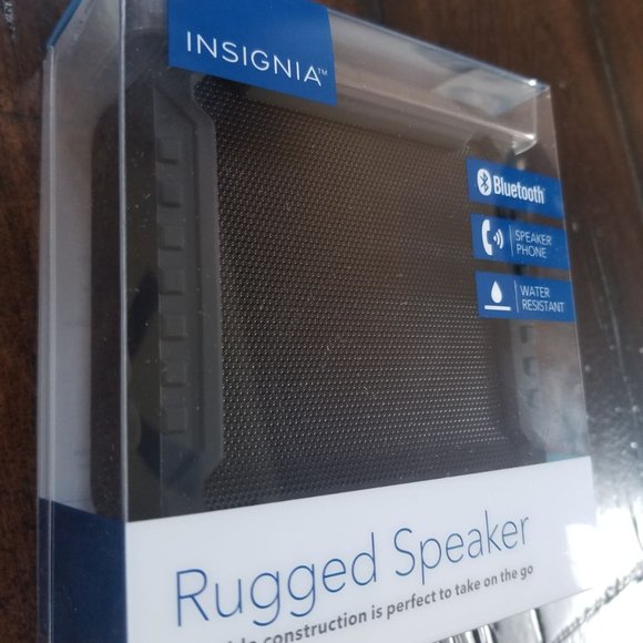 insignia rugged speaker